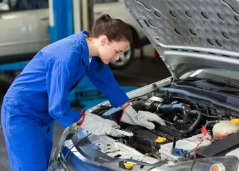Aug-14-automotive-maintenance-technician